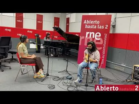 Miniatura: Tu pelo de flores